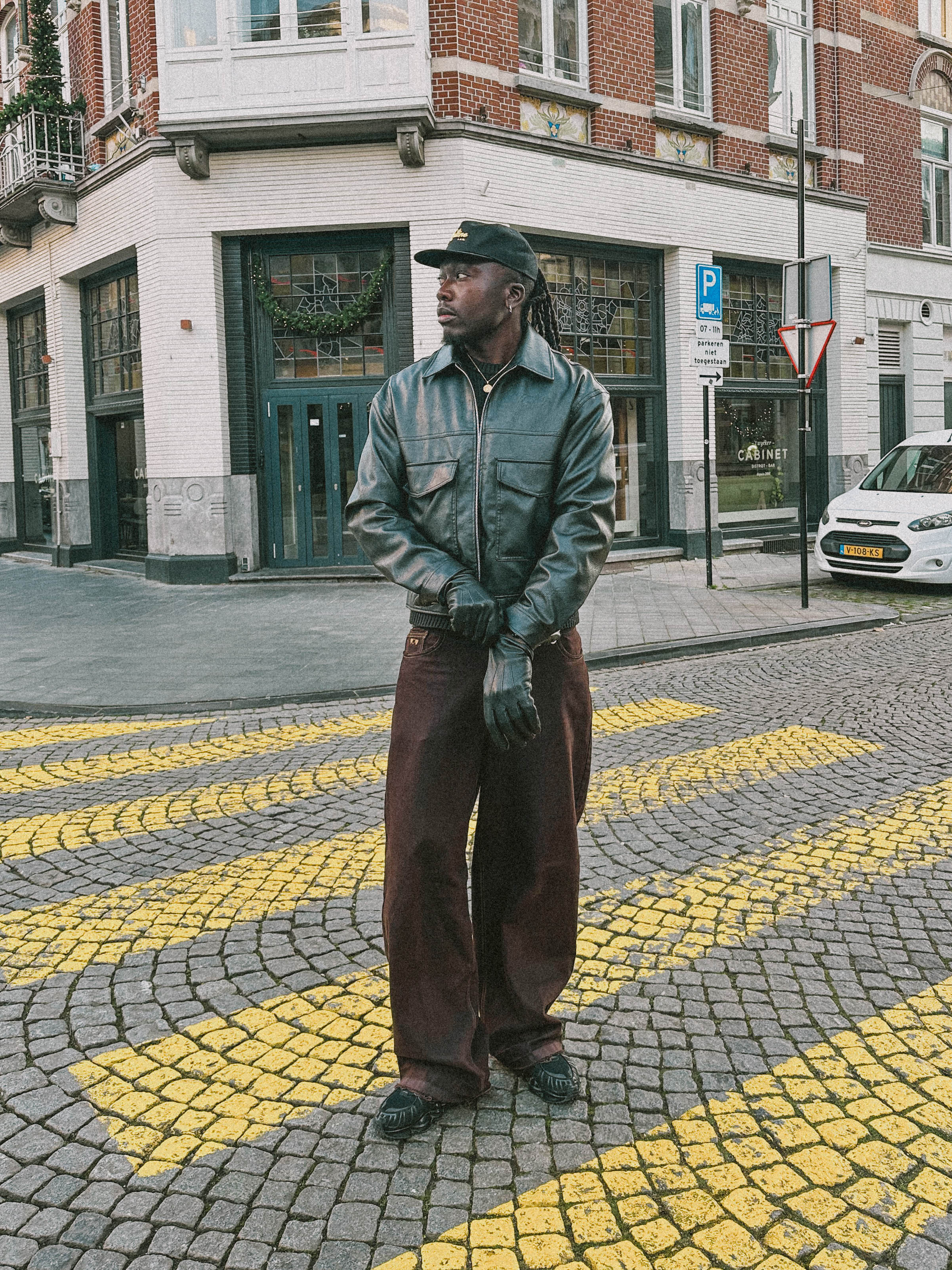 SIGNATURE LOGO - 5-PANEL UNSTRUCTURED SNAPBACK - BLACK