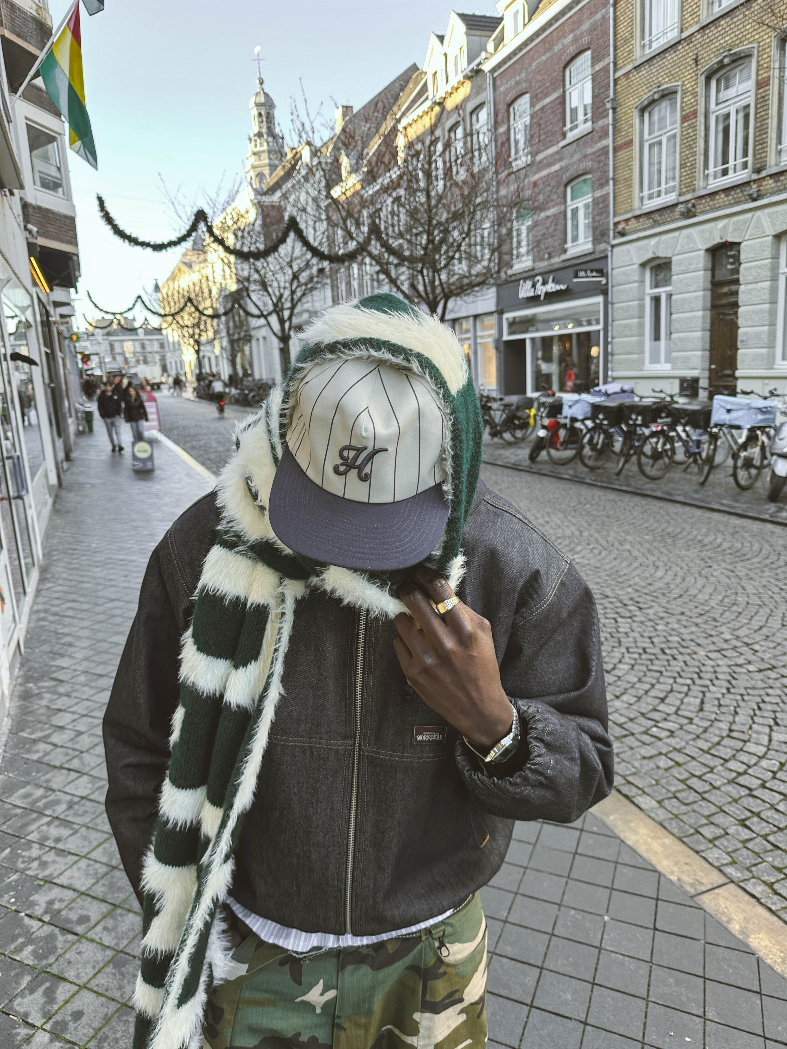 HERITAGE LOGO - 5-PANEL UNSTRUCTURED SNAPBACK - CREAM/BLUE STRIPED