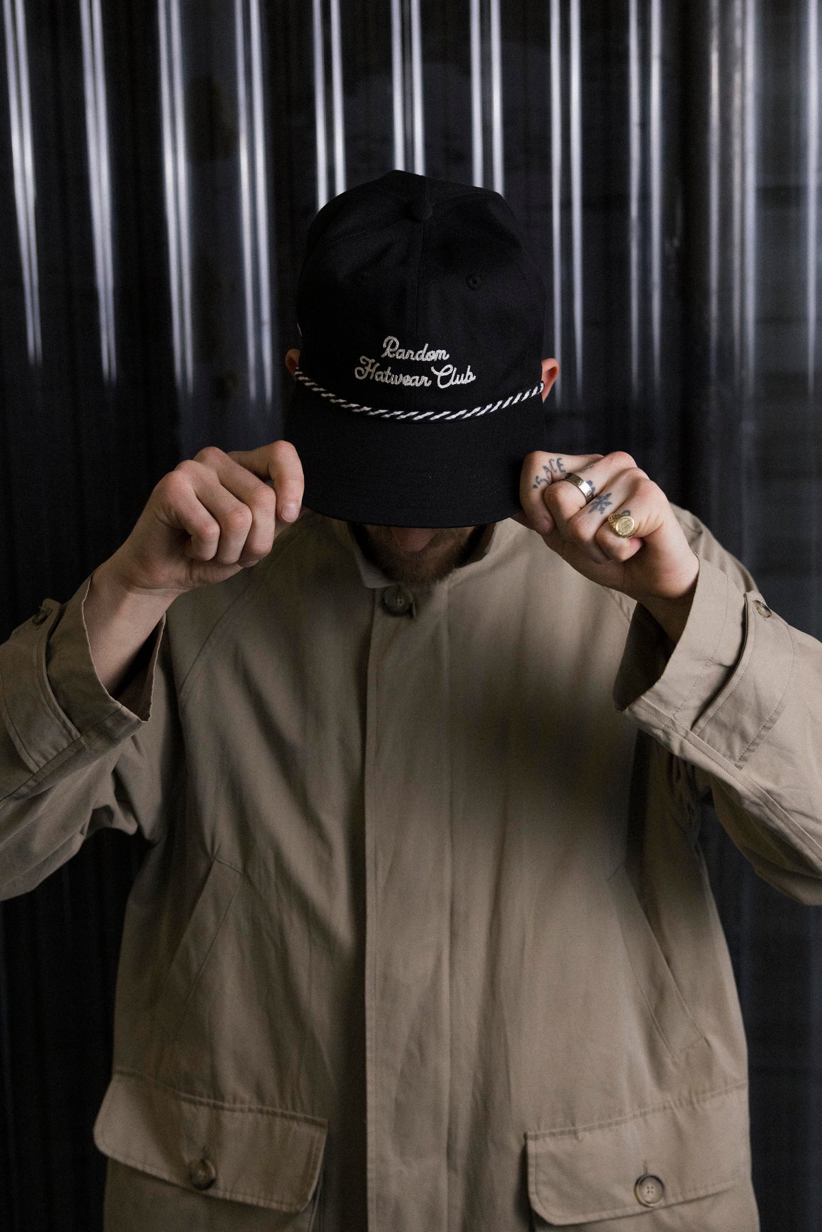 SOCIETY - 6-PANEL UNSTRUCTURED SNAPBACK - BLACK